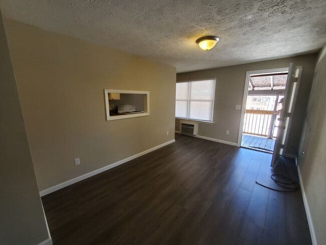 Photo - Buffalo Ridge Apartments