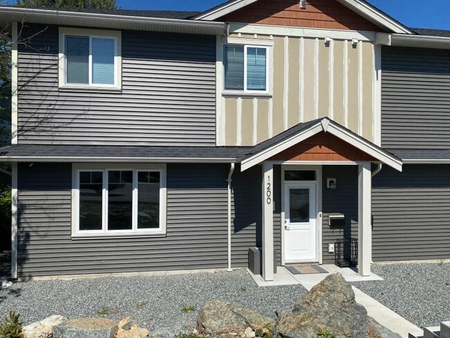 Photo - 1200 Strathmore St Unit 7