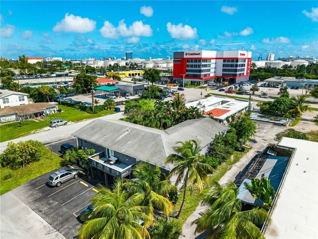 Photo - 400 SE 31st St Unit 3