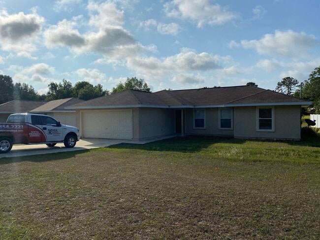 Photo - SILVER SPRINGS SHORES 3/2/2 - *WON'T LAST*