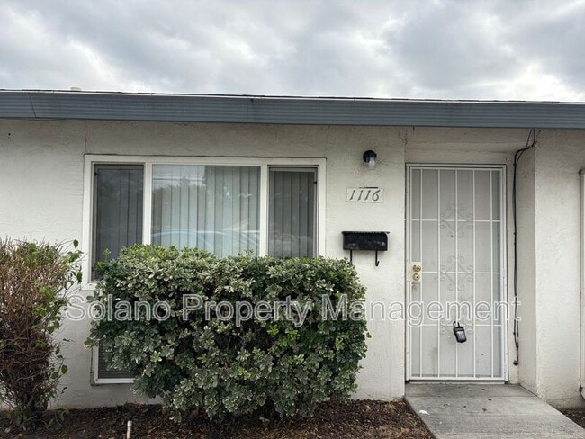 Building Photo - 1116 Union Ave