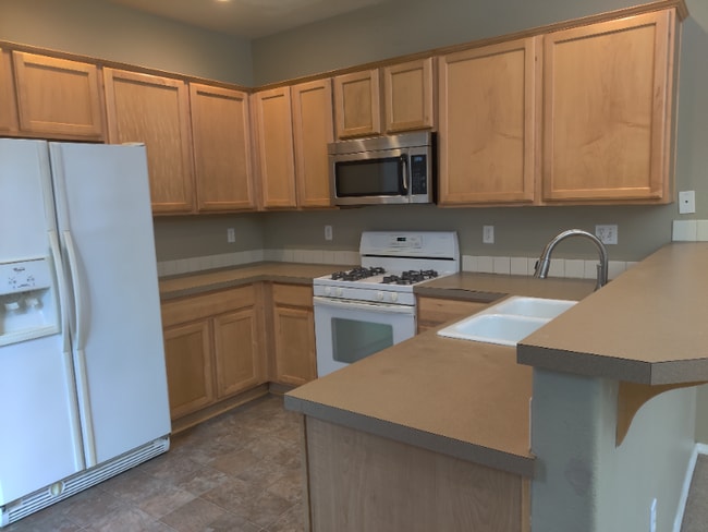 Photo - 671 NW Ledum Ln