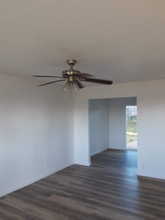 Photo - 750 Crosby Ln