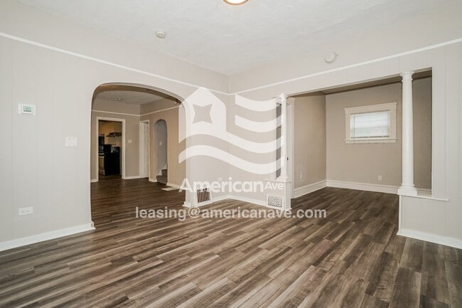 Photo - 3807 Woburn Ave