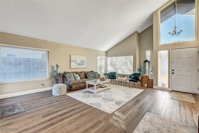 Photo - 4762 Torrence Dr