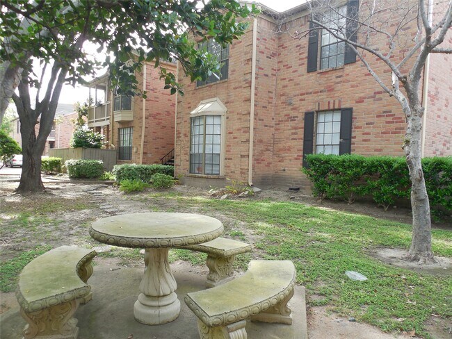 Photo - 2255 Braeswood Park Dr Unidad 218