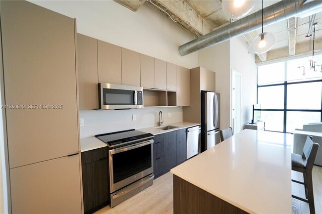 Photo - 7920 NE 2nd Ave Unidad 406