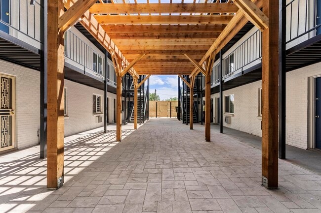 Photo - The Riverpoint