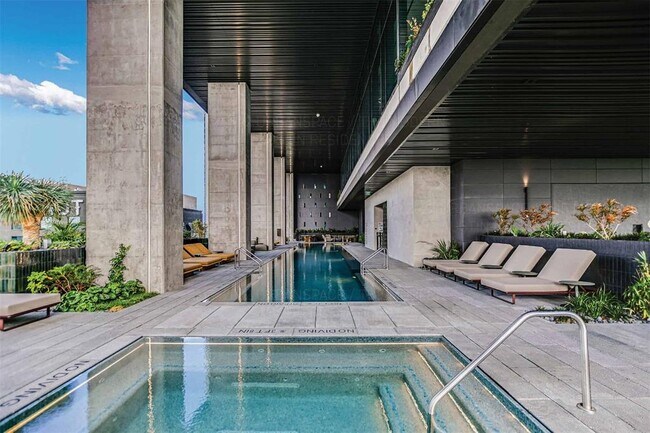 Photo - 610 Davis St Condo Unit #2404