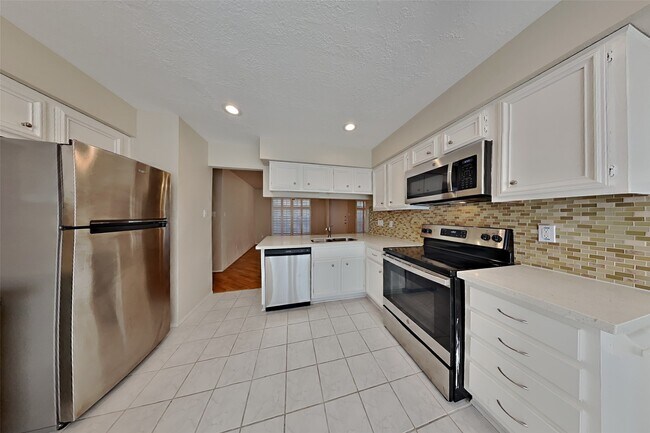 Photo - 20 Early Dawn Ct