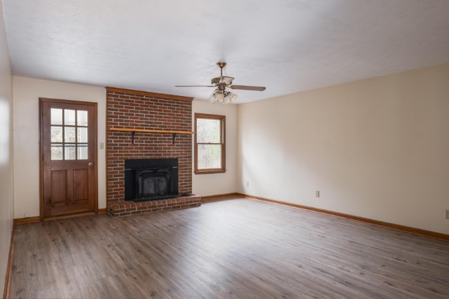 Photo - 1190 Duncan Rd