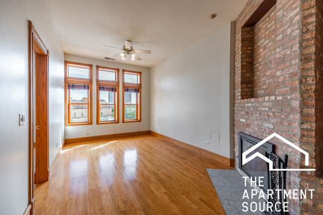 Building Photo - 1162 W Grand Ave Unit 4F Rental