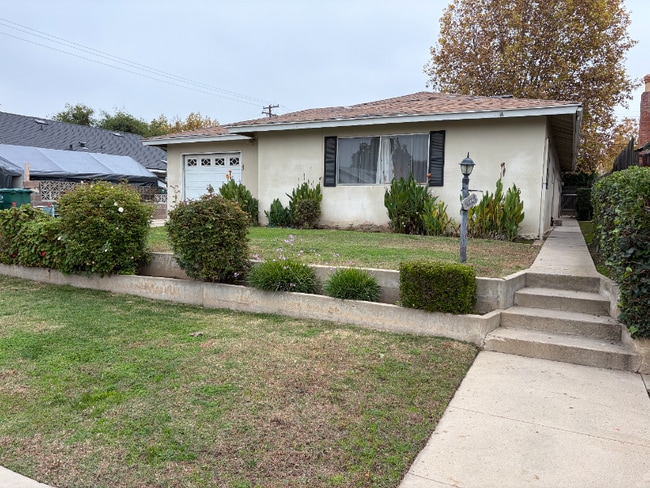 Photo - 508 Tait Ave Unit House