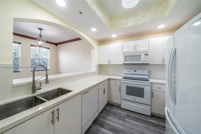 Photo - 8882 W Flagler St