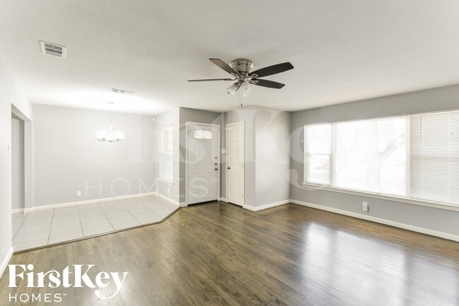 2502 Costa Mesa Dr