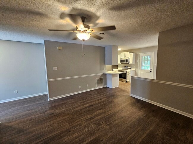 Photo - 2 Bedroom 2 Bath condo Powell available for immediate move in!