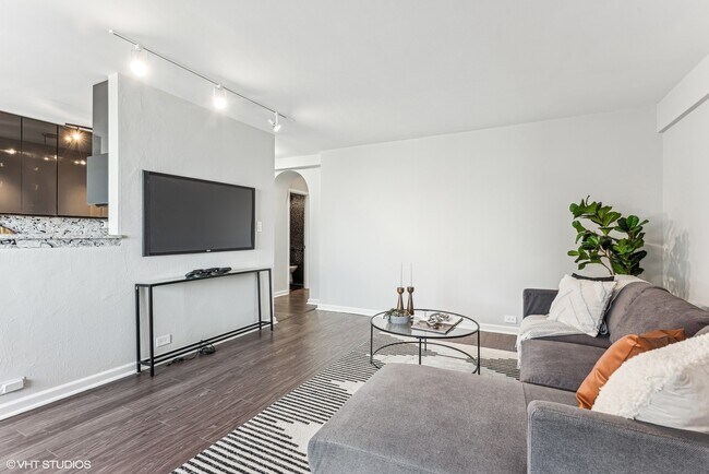 Photo - 3420 N Lake Shore Dr Unit 16N