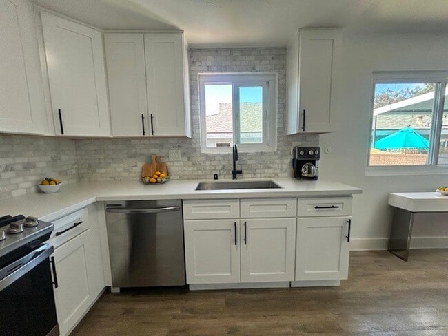 102 N Merrimac Dr Unit D