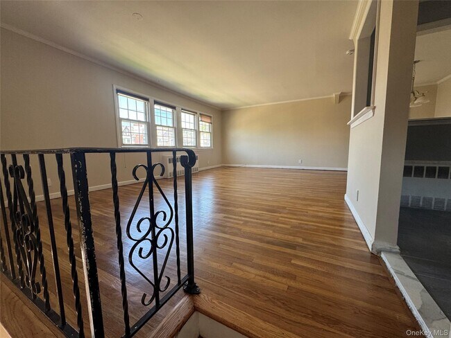 Photo - 375 Cochran Pl Unit 2