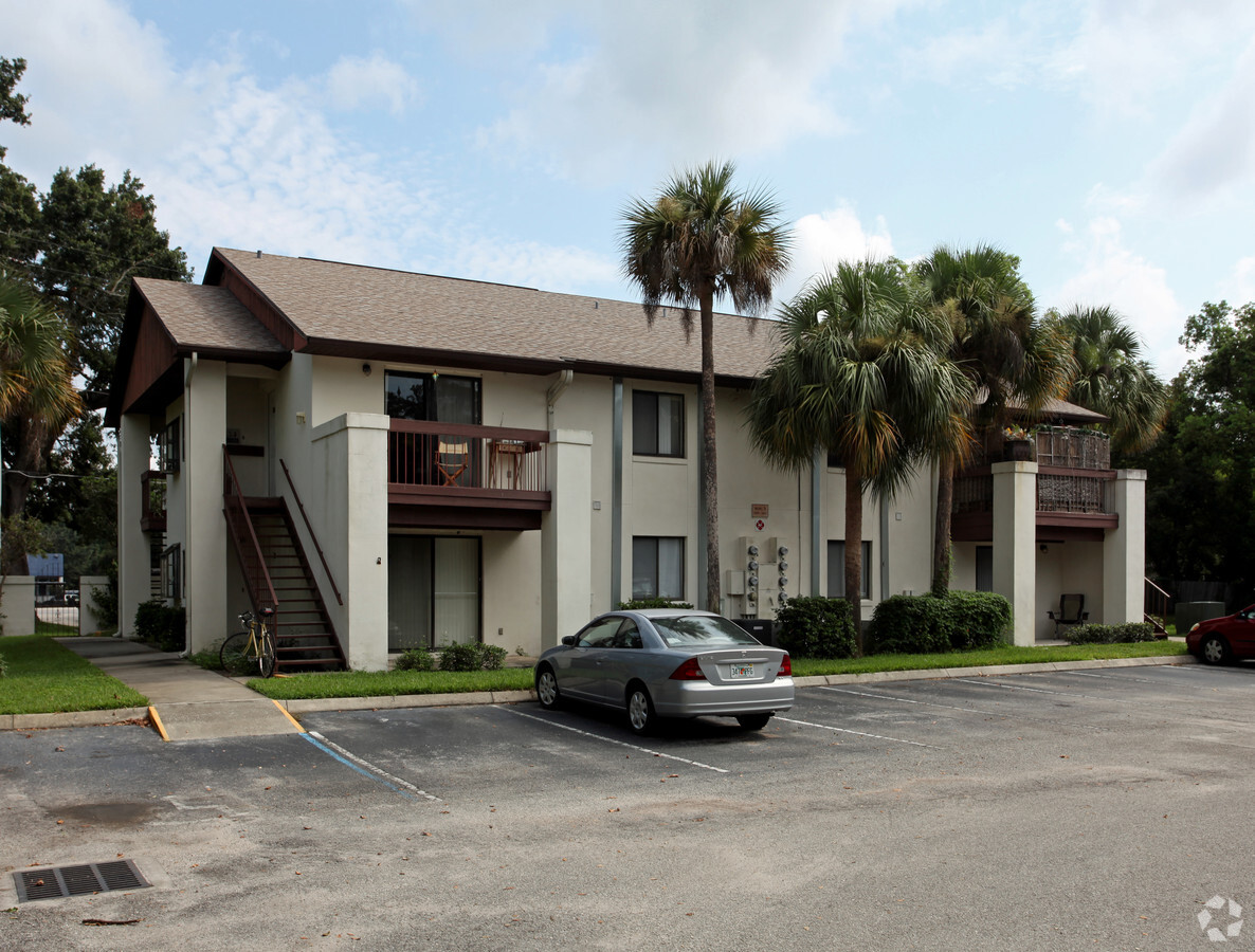 Photo - Raintree Apartments