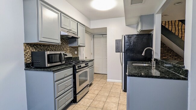 Photo - 334 Marcia Ct Unit C