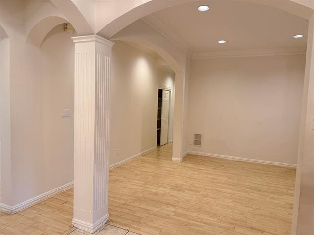 Photo - 609 Sunningdale