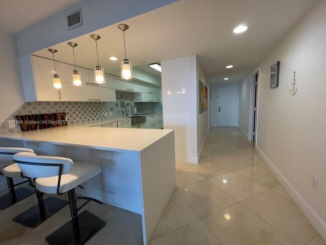 Photo - 1800 S Ocean Dr Unit 903