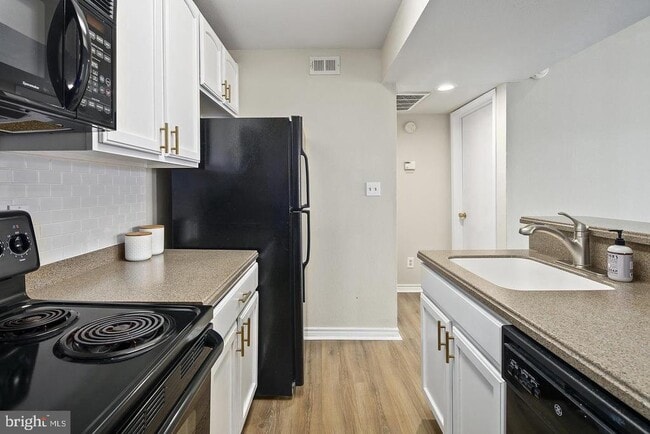 Photo - 12157 Penderview Terrace Unit 838