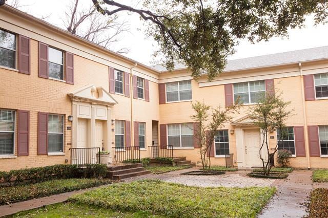 Photo - 4741 Bradford Dr Unit 4741B