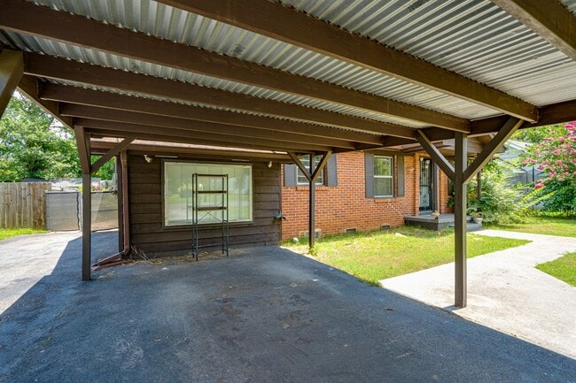 Photo - 1604 Truman Ave