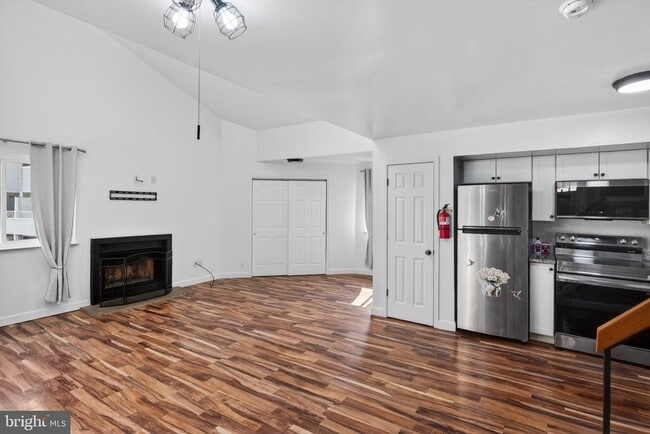 Photo - 4304 Michael Ln