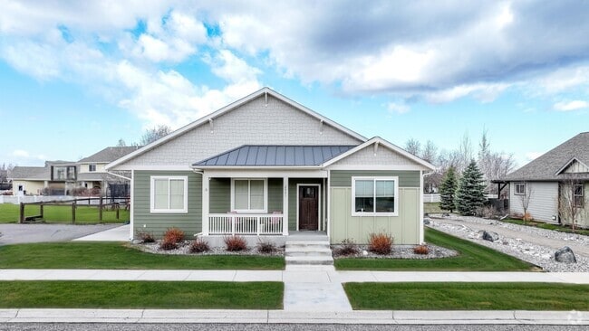 Building Photo - 2421 Lasso Ave Rental