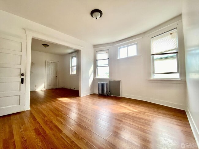 Photo - 625 E Curtis St