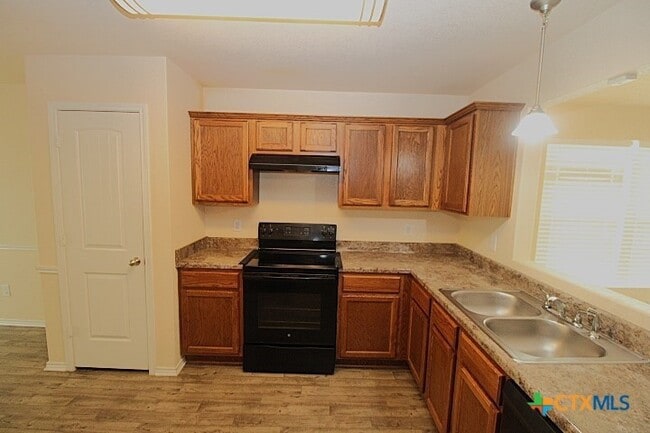 Photo - 5000 Imperial Eagle Dr