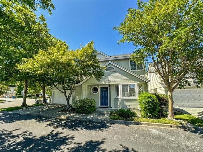 Elegant & Spacious 3BD Home | Pool Access,... - Elegant & Spacious 3BD Home | Pool Access,...