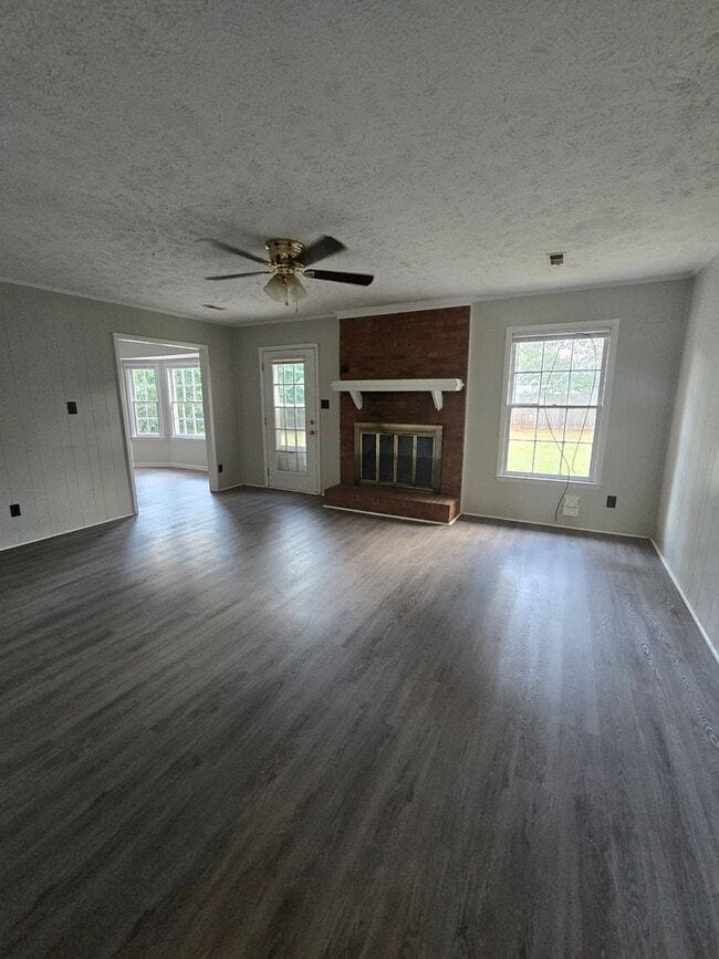 Photo - 6824 Mahogany Rd