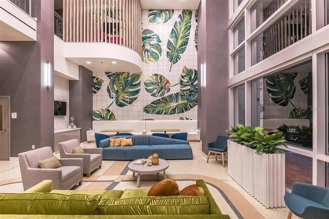 Photo - 413 E Pine St