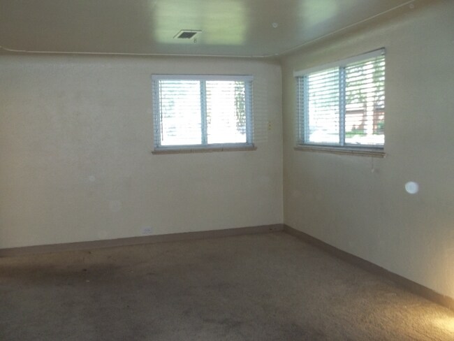 Photo - 410 E Kentucky Ave