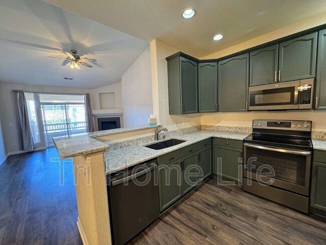Photo - 9557 W San Juan Cir Unit 305
