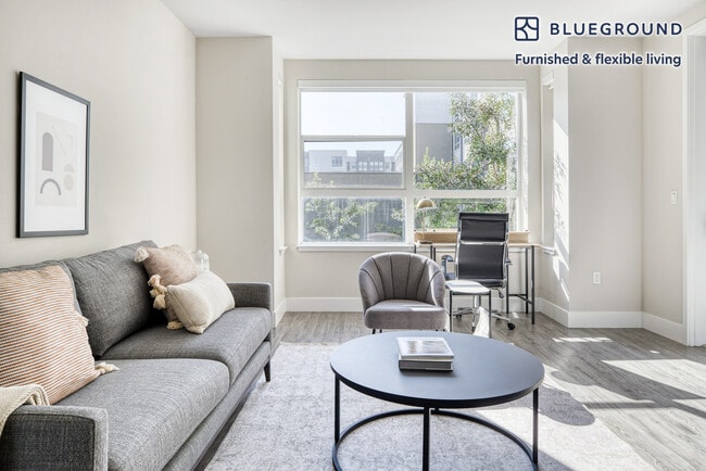 Building Photo - 299 Franklin St