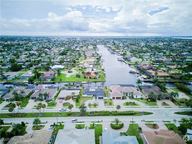 Building Photo - 4943 Pelican Blvd Rental