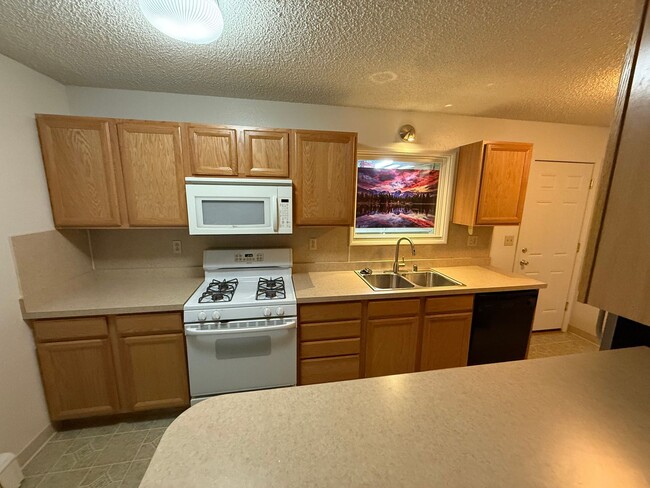 Photo - 6949 Windsor Pl