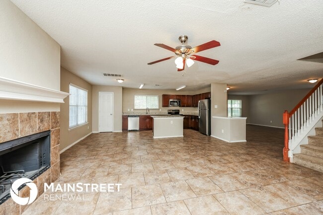 Photo - 3332 Knollcrest Ln