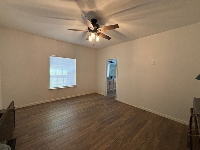 Photo - 341 La Paz Loop