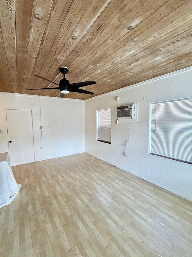 Photo - 1101 N Federal Hwy