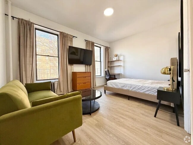Building Photo - Furnished room/NOT APARTMENT Unit 2A