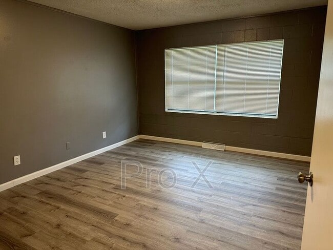 Photo - 825 S Cherokee St Unit 12