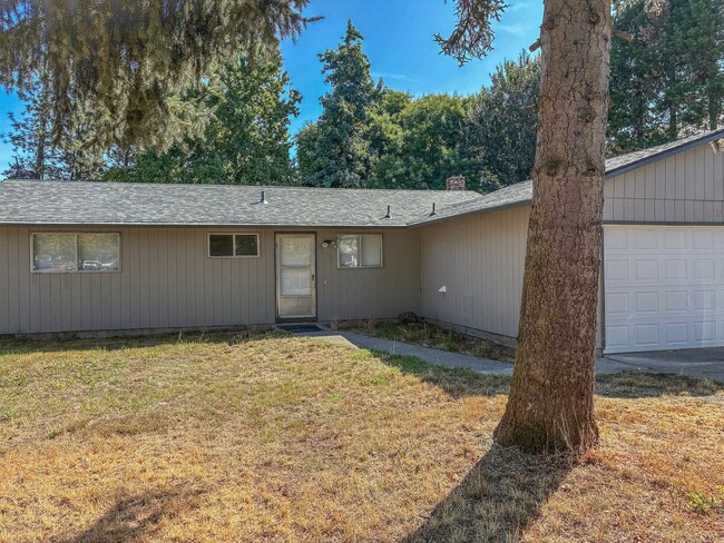 Photo - 230 SE 160th Ave