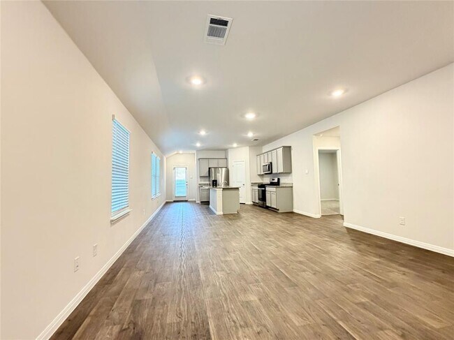 Photo - 148 Arroyo Sweetwood Cir