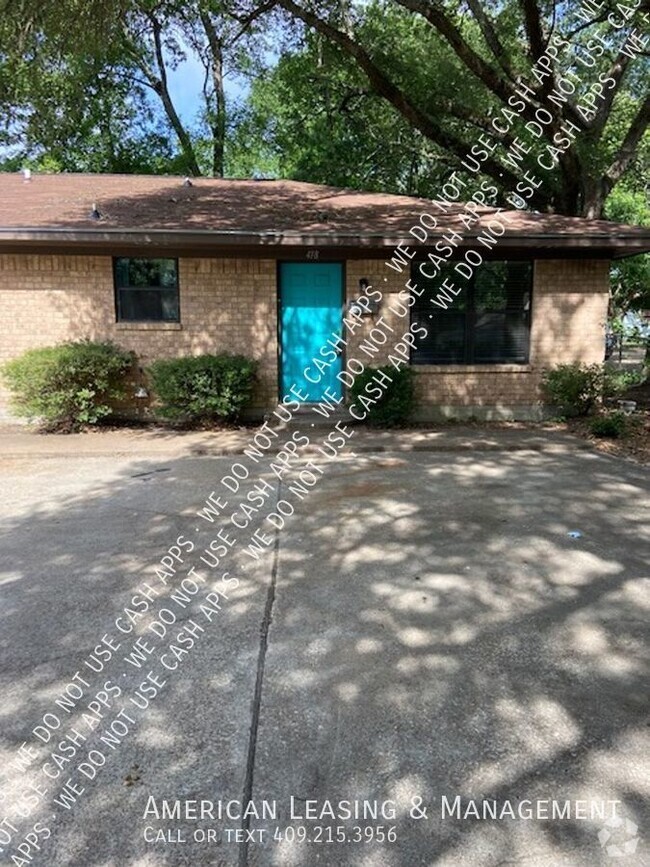 Building Photo - 2bed/1bath Duplex Available for Lease in L... Rental